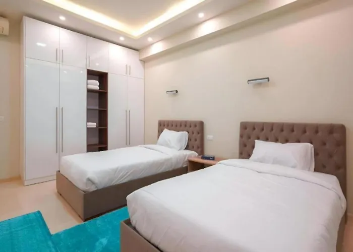 Hotel Arena &